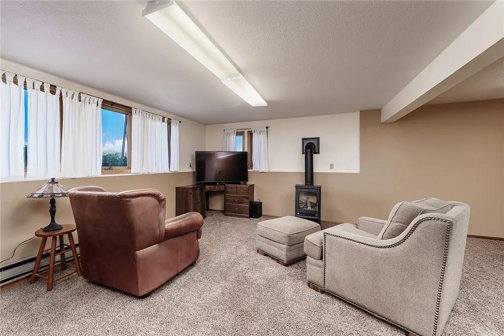6 Eagle Mountain Road Columbus MT 59019