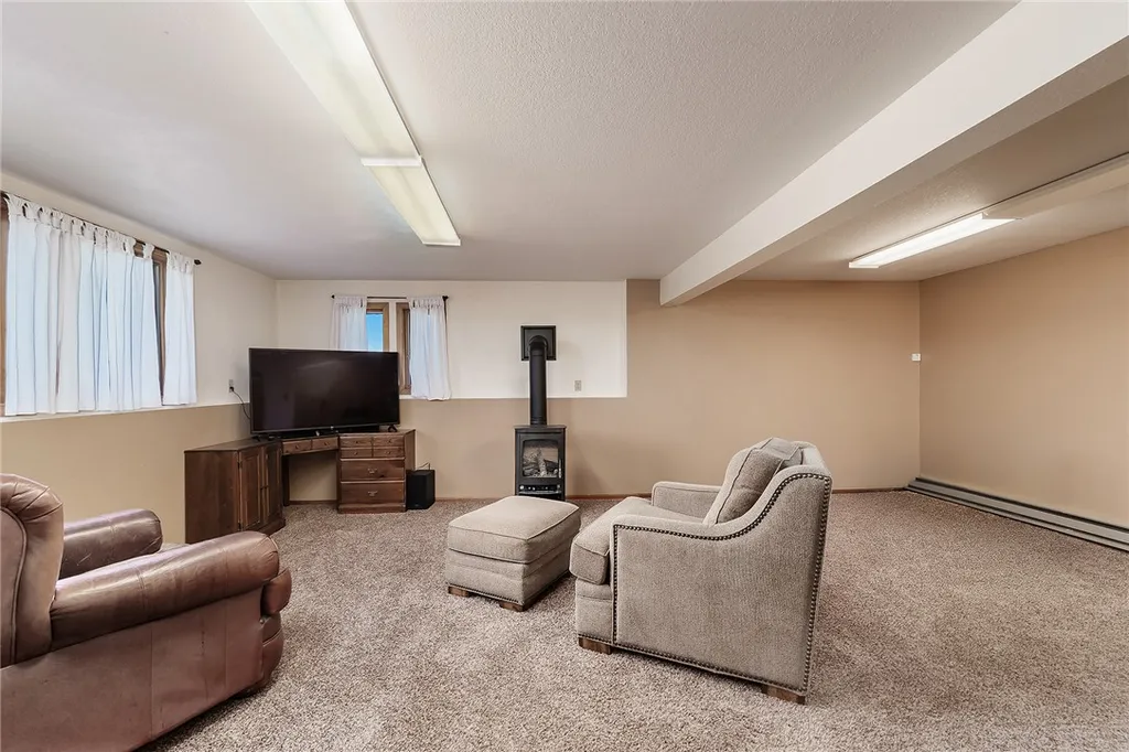 6 Eagle Mountain Road Columbus MT 59019