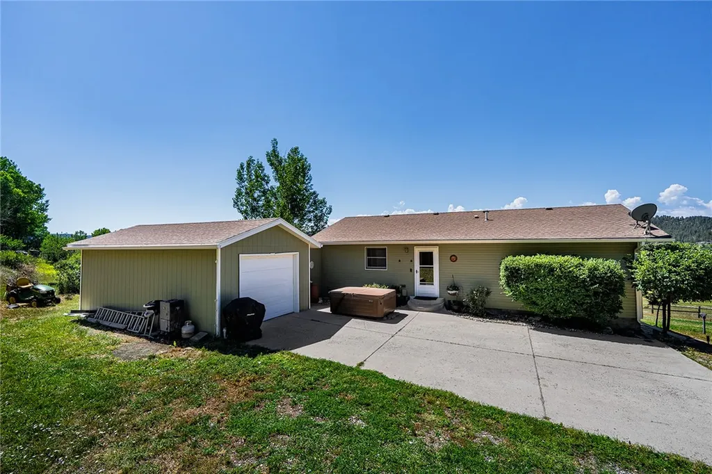 6 Eagle Mountain Road Columbus MT 59019