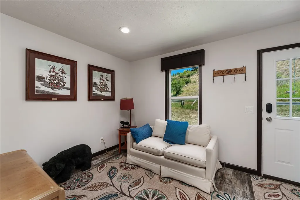6 Eagle Mountain Road Columbus MT 59019