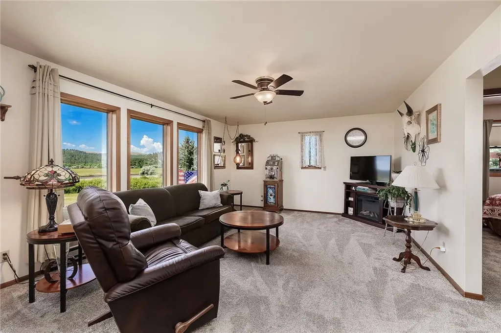 6 Eagle Mountain Road Columbus MT 59019