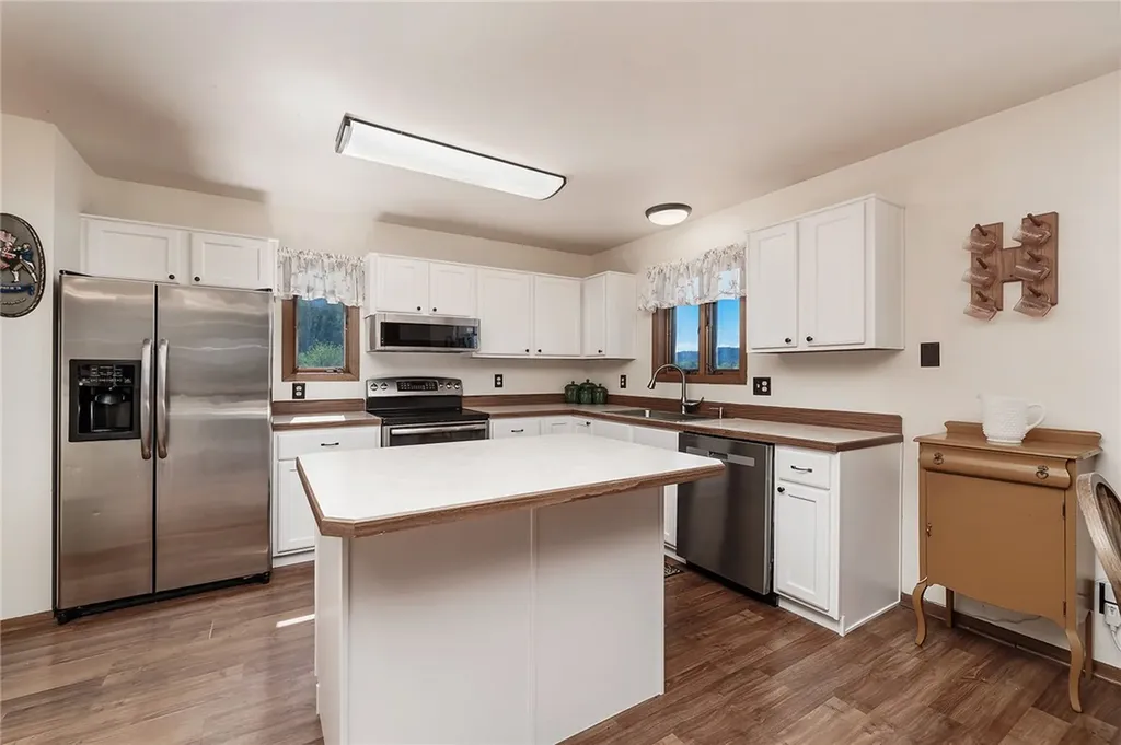 6 Eagle Mountain Road Columbus MT 59019