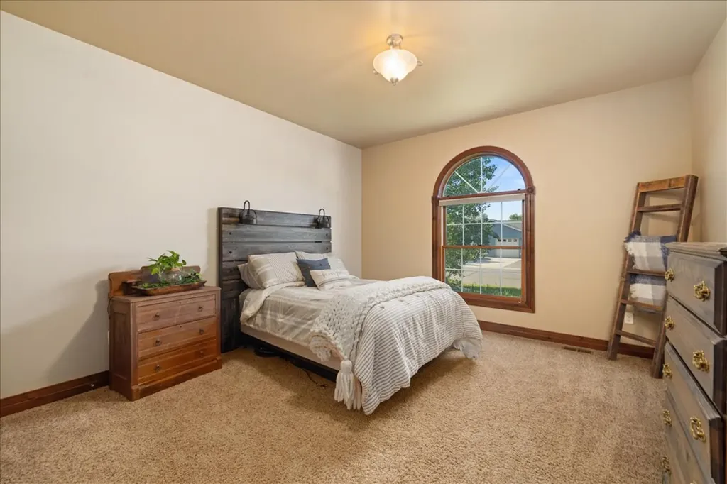 150 Melody Lane Columbus MT 59019