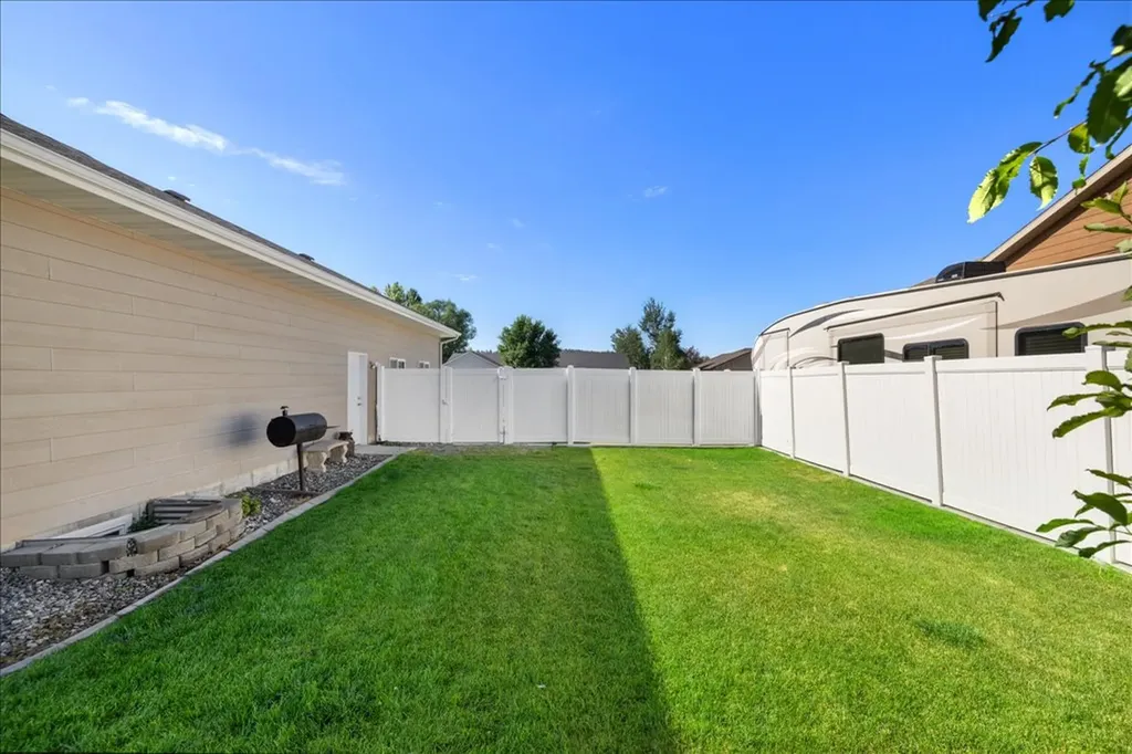 150 Melody Lane Columbus MT 59019