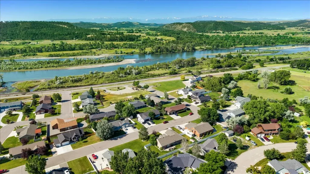 150 Melody Lane Columbus MT 59019