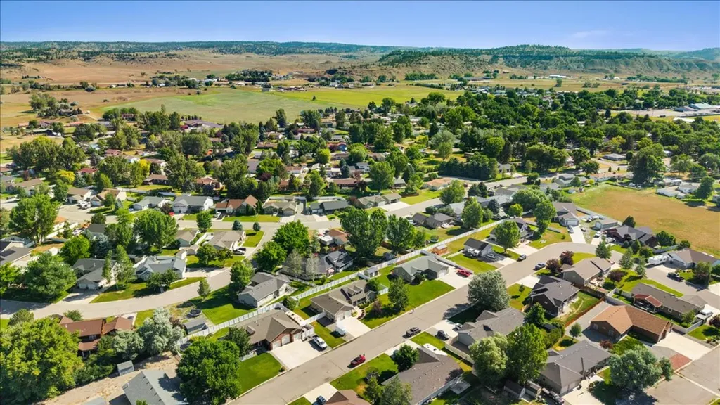 150 Melody Lane Columbus MT 59019