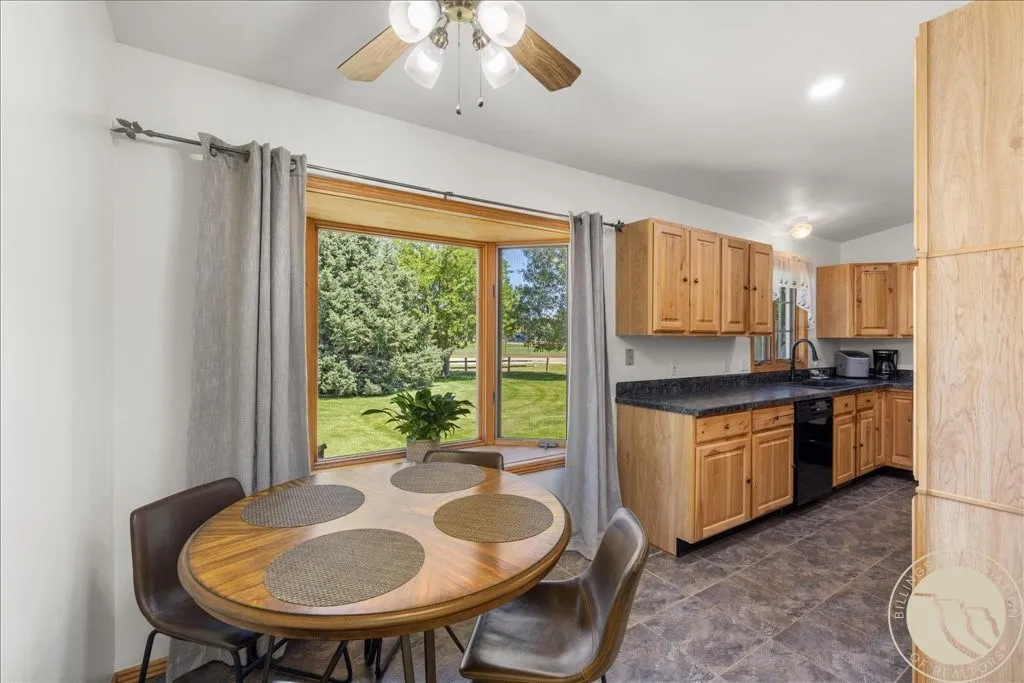 7 Cottonwood Way Absarokee MT 59001