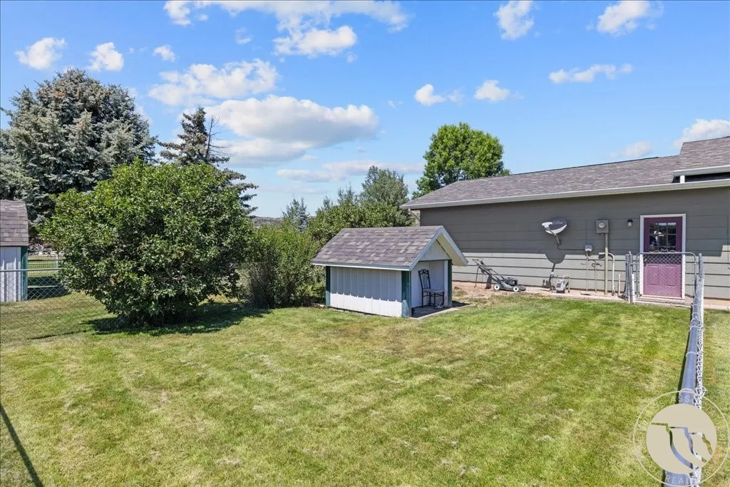 7 Cottonwood Way Absarokee MT 59001