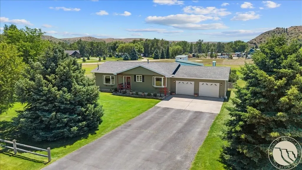 7 Cottonwood Way Absarokee MT 59001