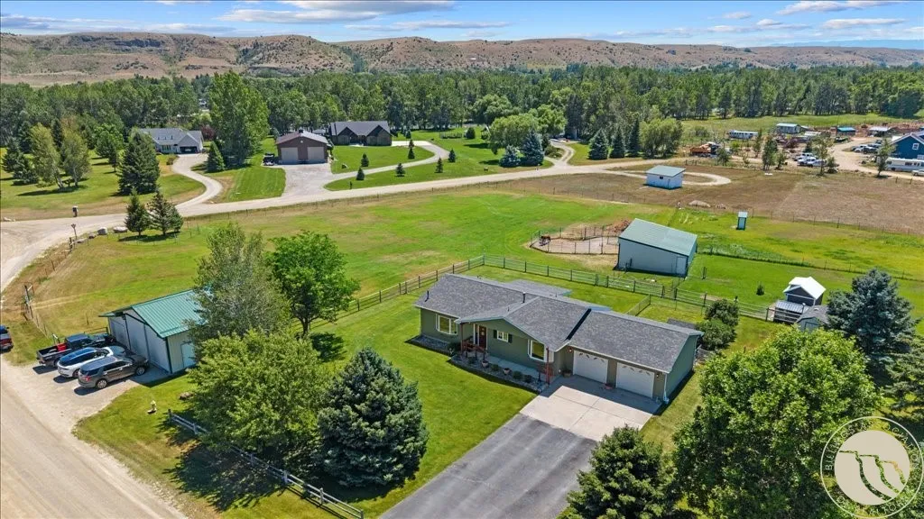 7 Cottonwood Way Absarokee MT 59001