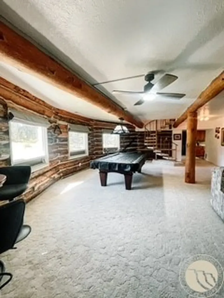 130 Shoe String Road Lavina MT 59046