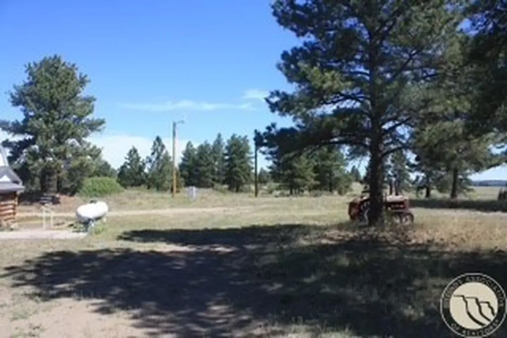 130 Shoe String Road Lavina MT 59046
