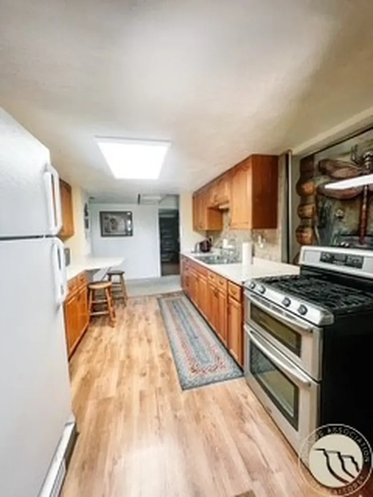 130 Shoe String Road Lavina MT 59046