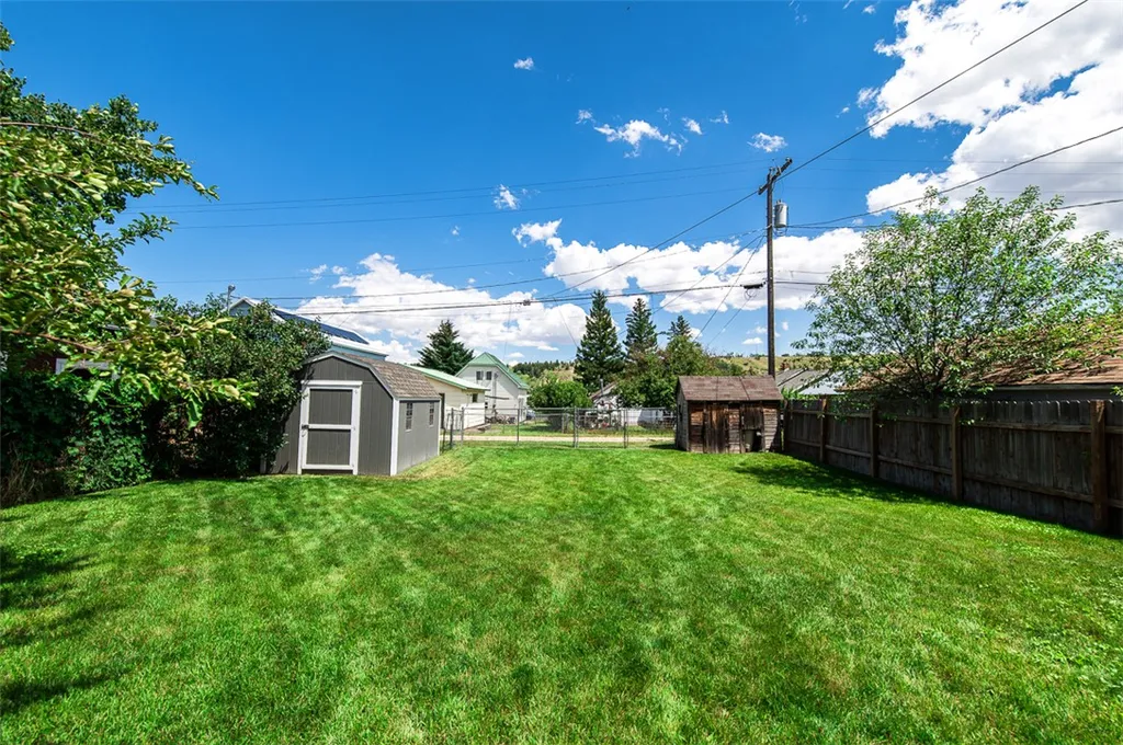 112 S Adams Avenue Red Lodge MT 59068