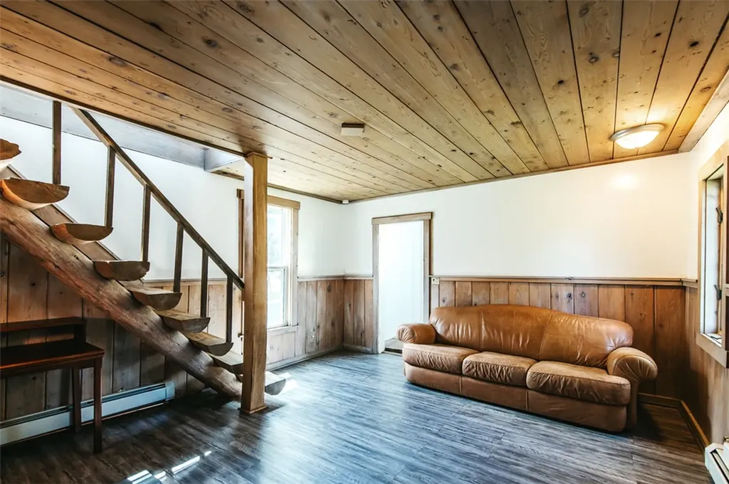 112 S Adams Avenue Red Lodge MT 59068