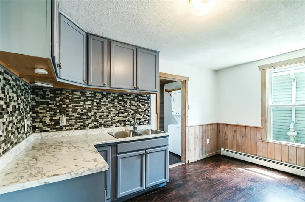 112 S Adams Avenue Red Lodge MT 59068