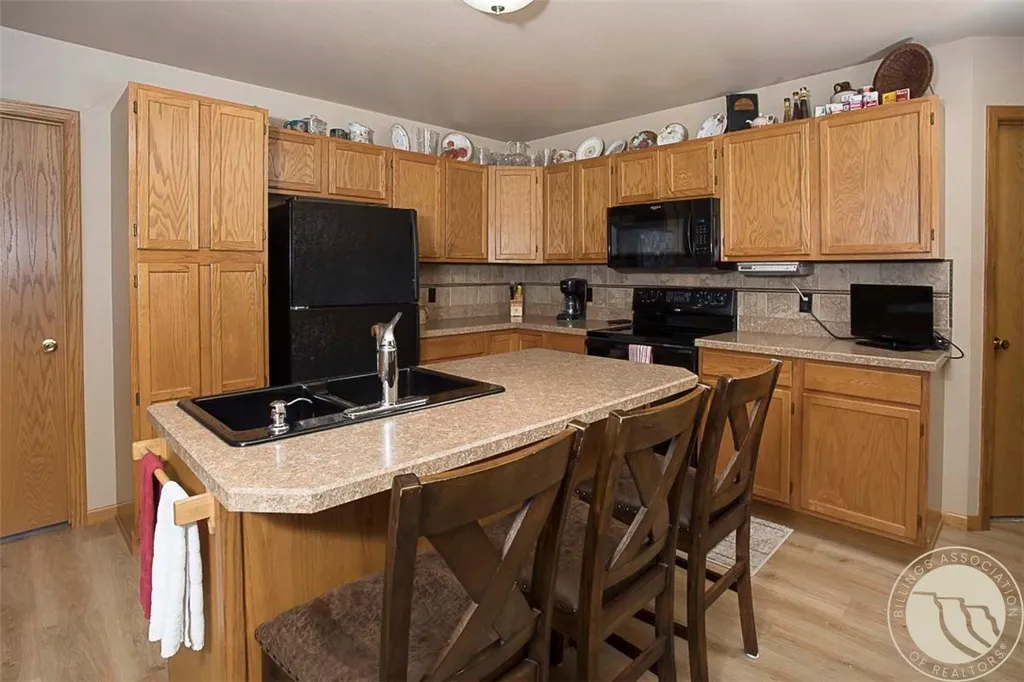 52 Trewin School Road Park City MT 59063