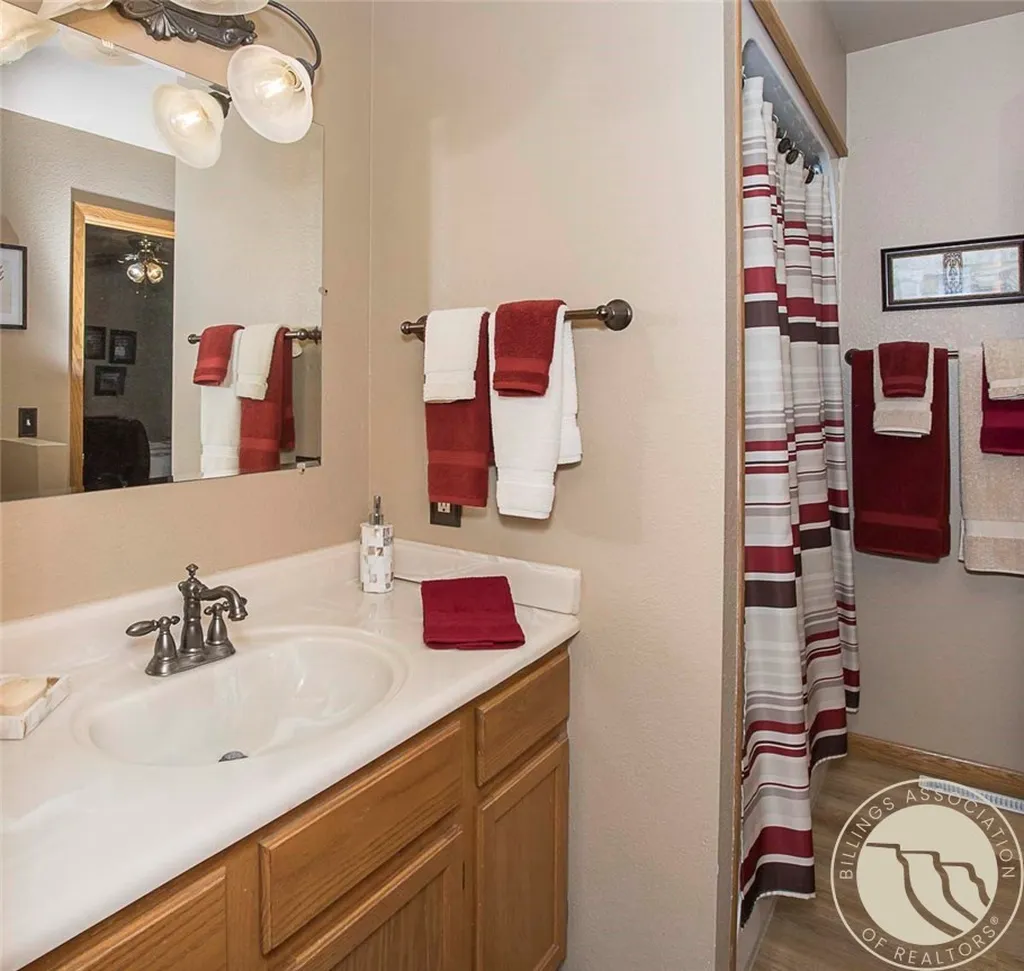 52 Trewin School Road Park City MT 59063