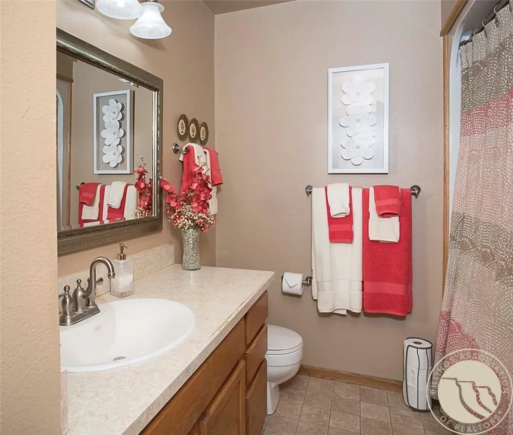 52 Trewin School Road Park City MT 59063