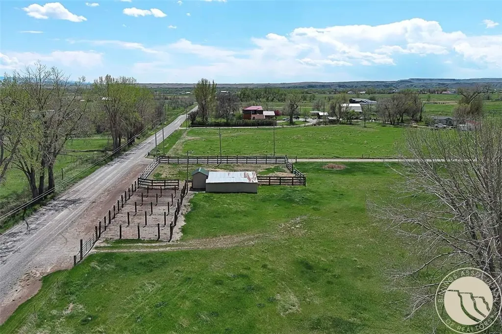 52 Trewin School Road Park City MT 59063