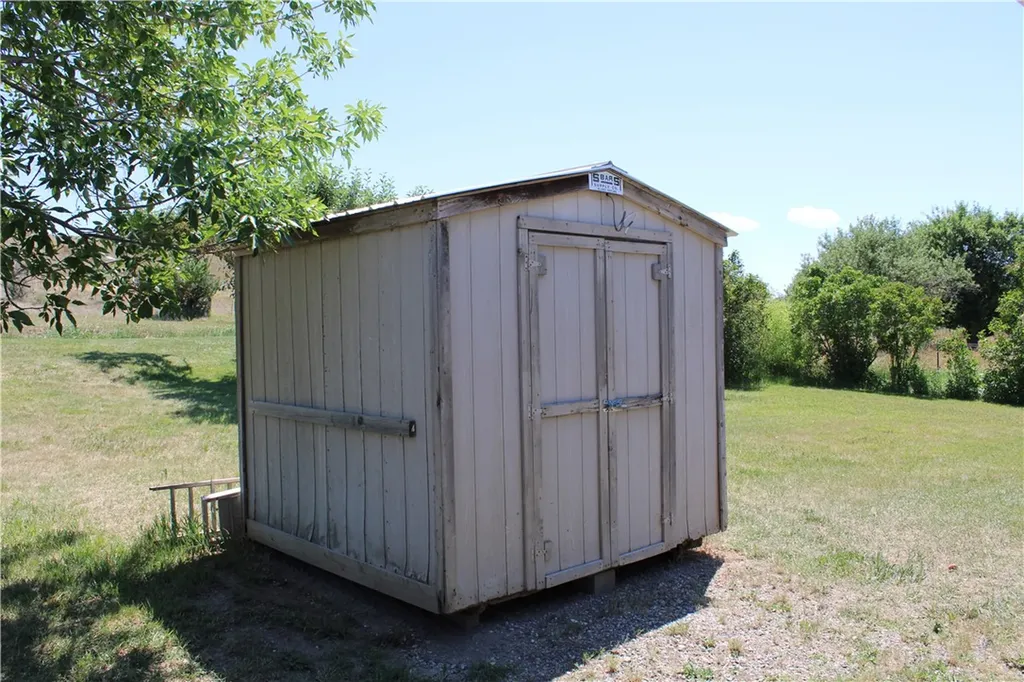522 Bridger Fromberg Road Fromberg MT 59029