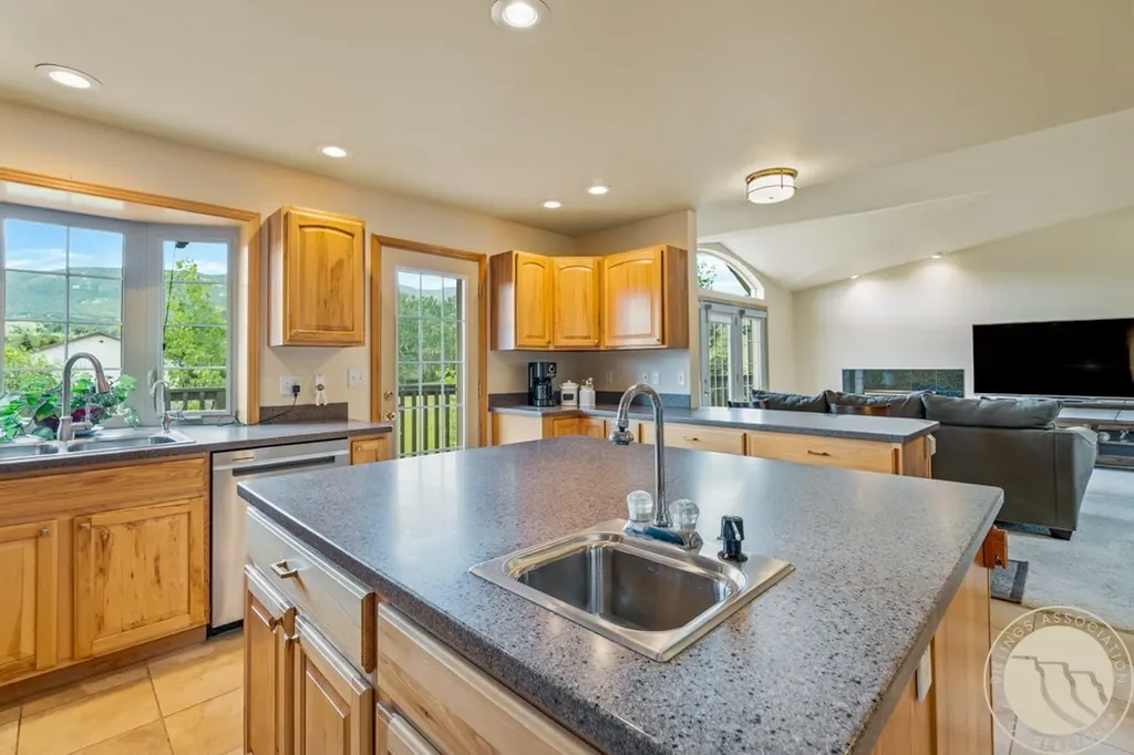 27 Beavertail Road Red Lodge MT 59068
