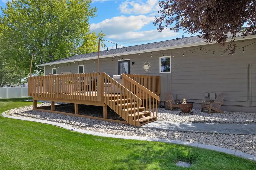 5033 Coneflower Avenue Billings MT 59106