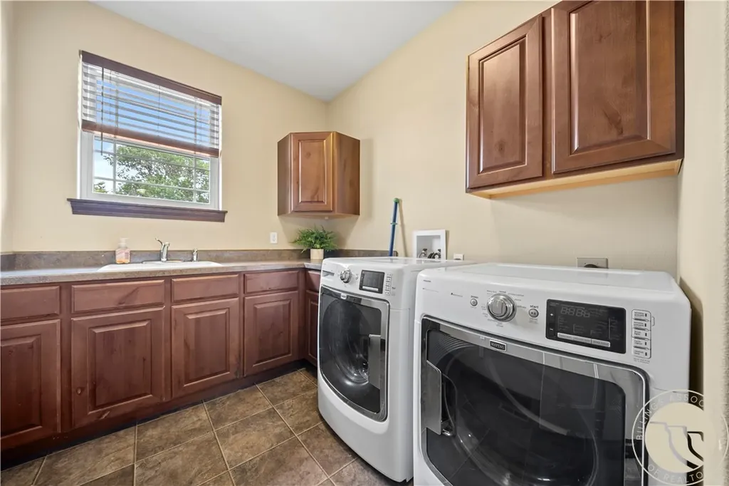 2055 Saddleback Drive Laurel MT 59044