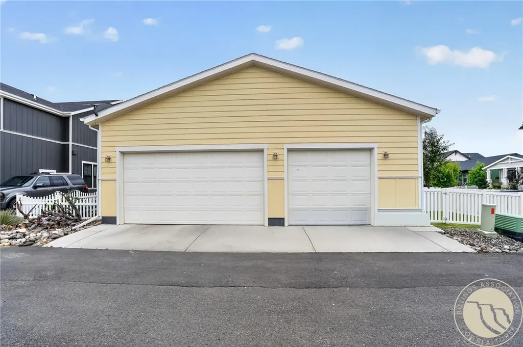 1739 Annas Garden Lane Billings MT 59101