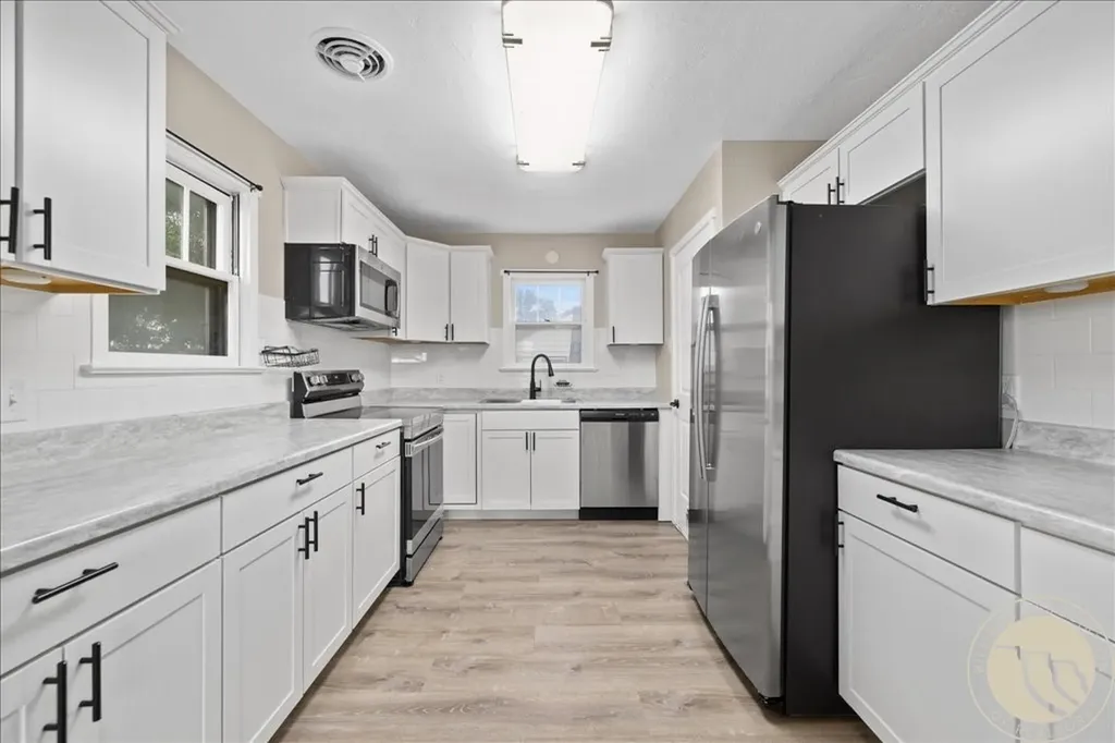 12 Macarthur Avenue Billings MT 59101