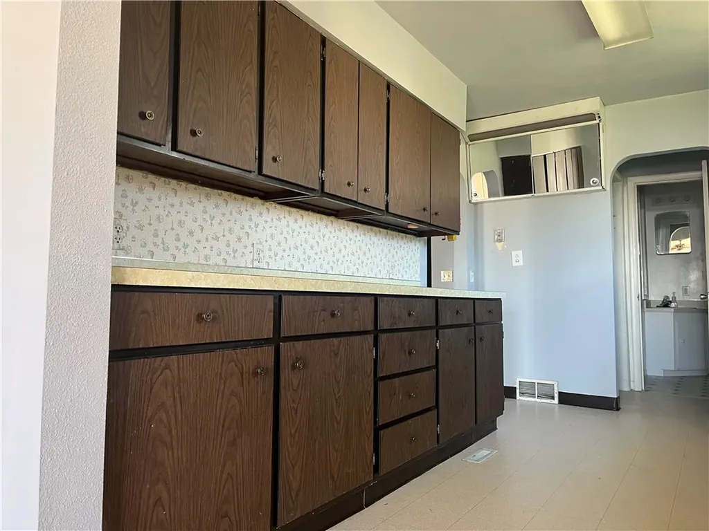 1306 B Avenue Circle MT 59215