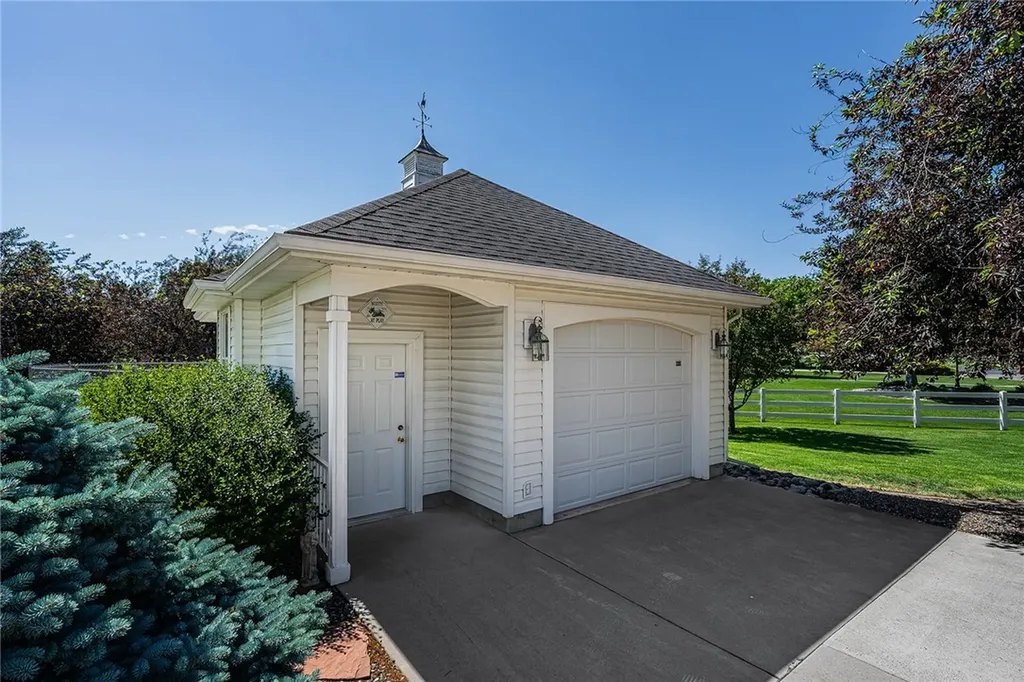 775 Bluegrass Drive W Billings MT 59106