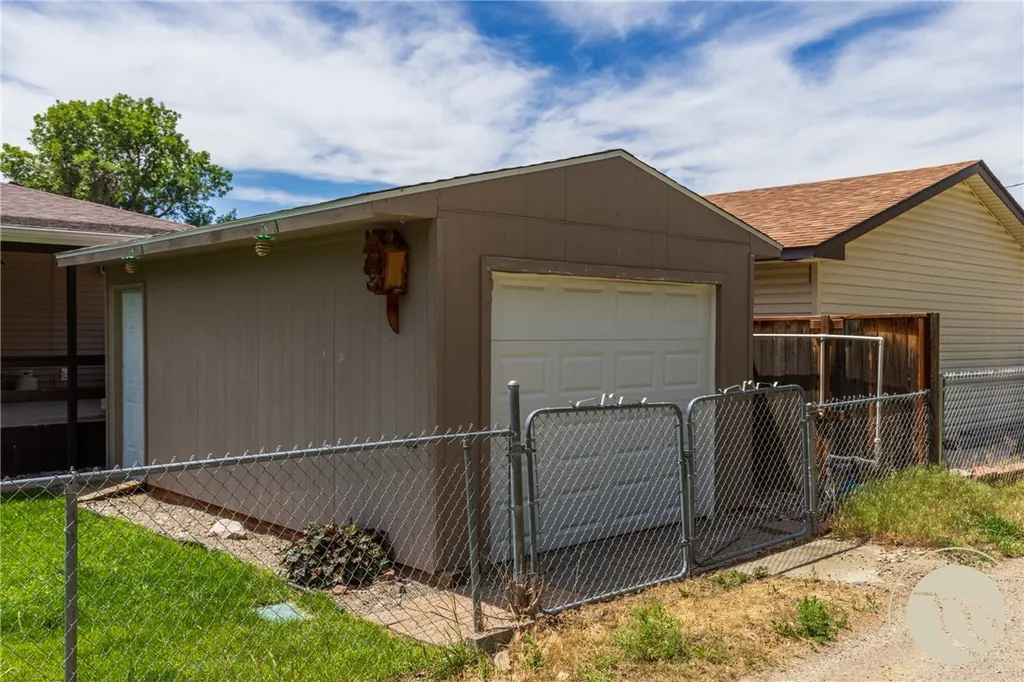 2621 Terry Avenue Billings MT 59102