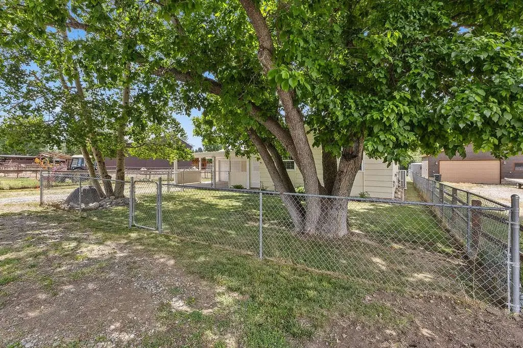 210 S Avis Street Absarokee MT 59001