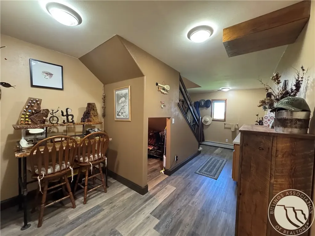 39 Valley View Road Reed Point MT 59069