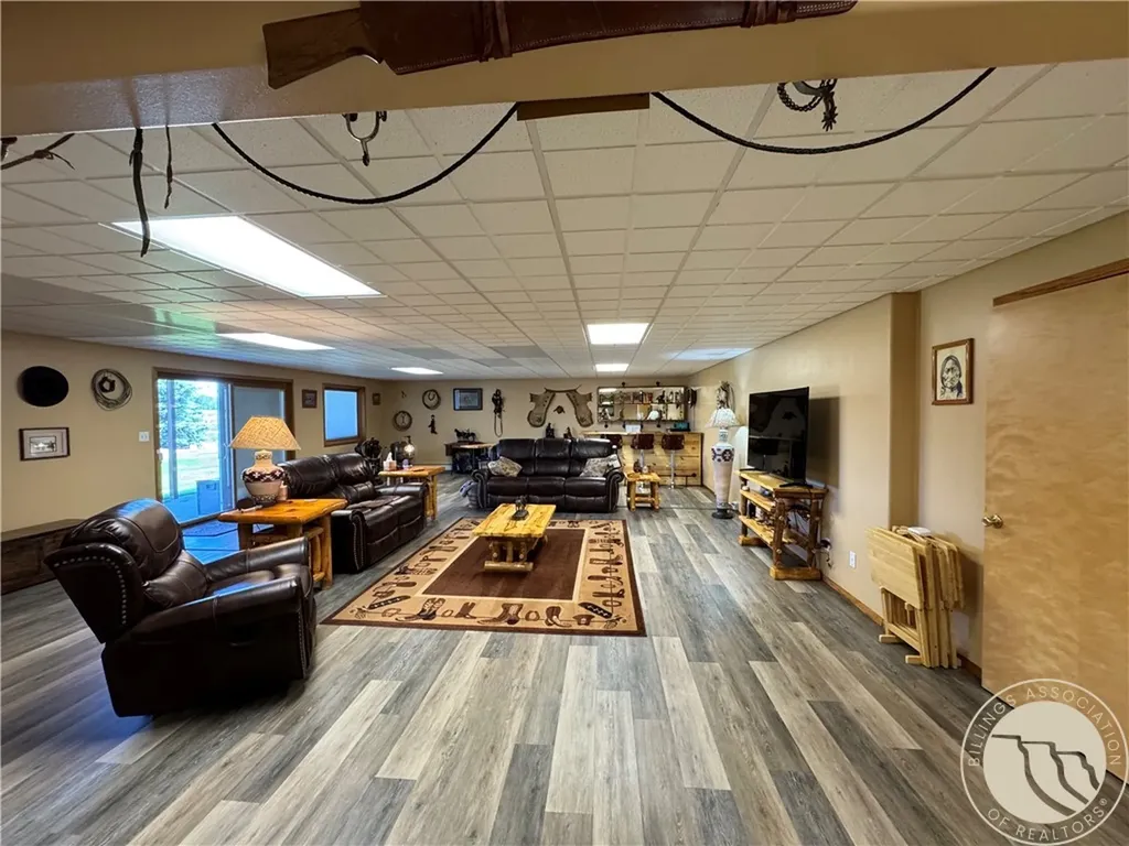 39 Valley View Road Reed Point MT 59069