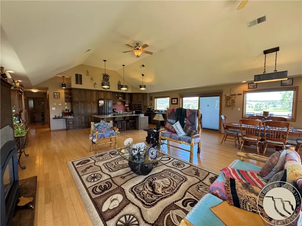 39 Valley View Road Reed Point MT 59069