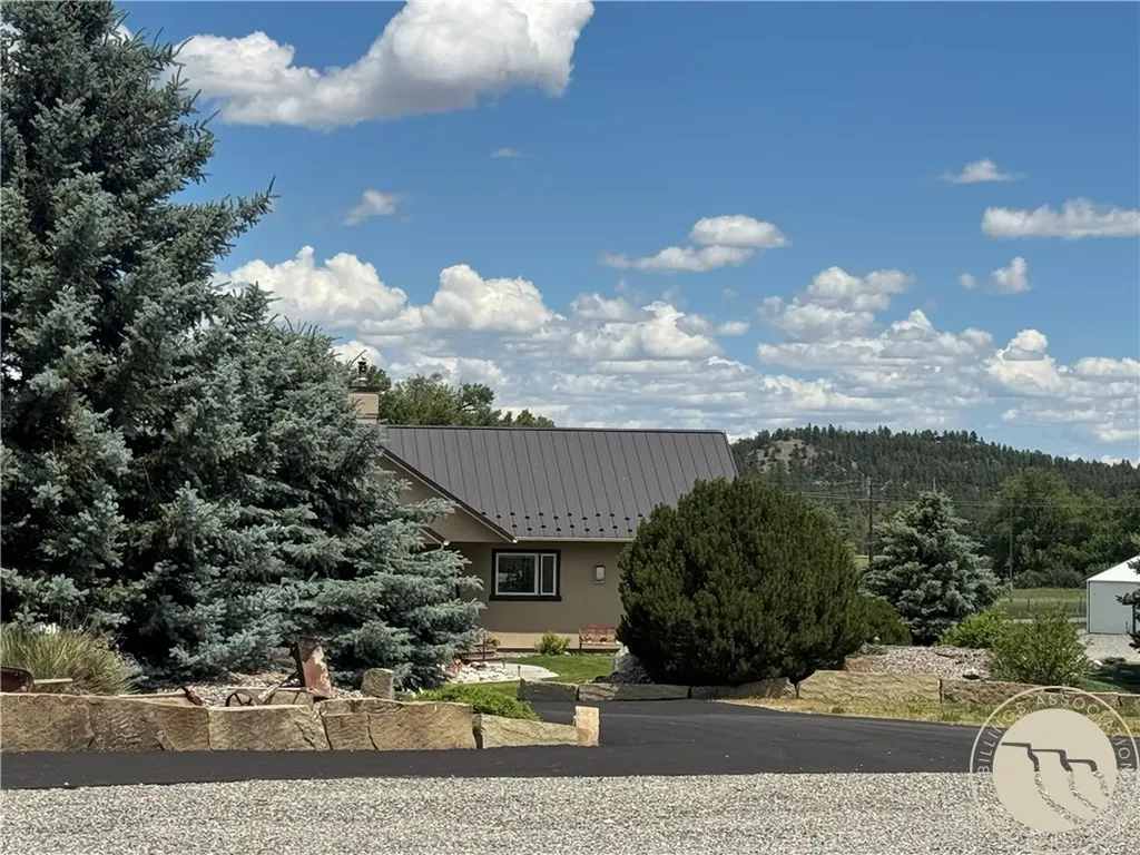 39 Valley View Road Reed Point MT 59069