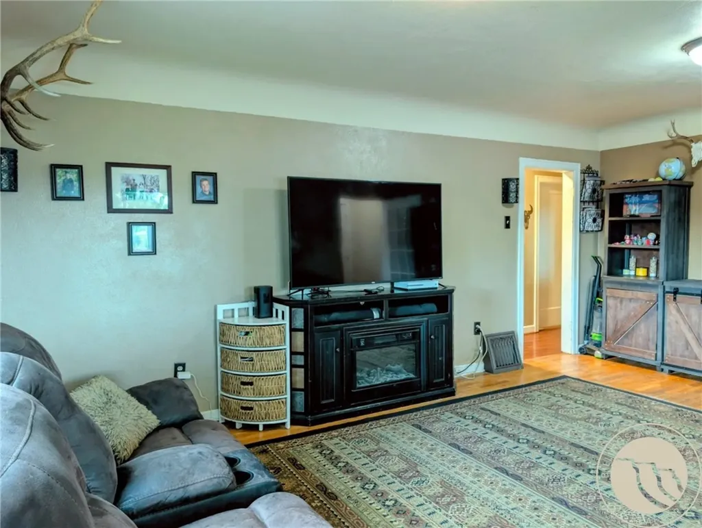 103 S 4th Street Bridger MT 59014