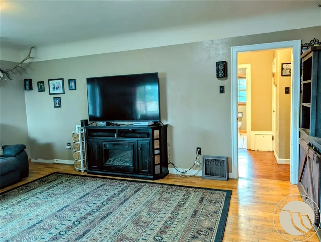 103 S 4th Street Bridger MT 59014