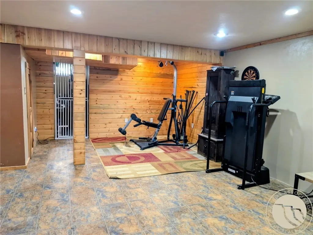 103 S 4th Street Bridger MT 59014