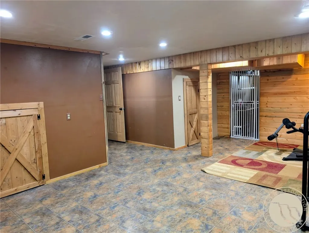 103 S 4th Street Bridger MT 59014