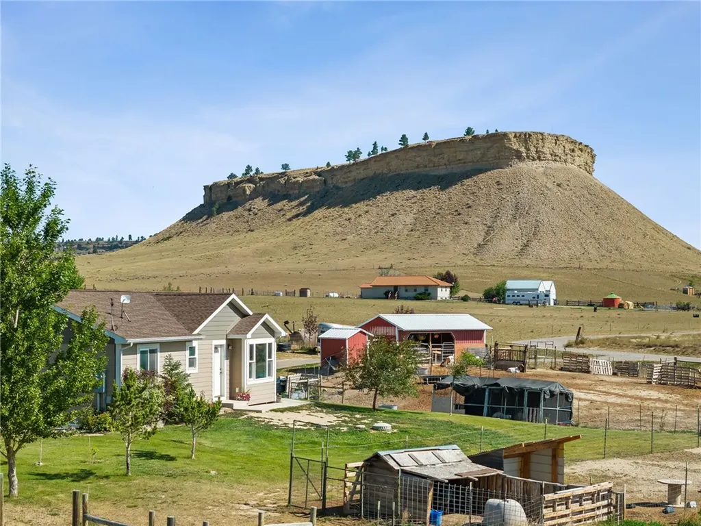5 Square Butte Lane Park City MT 59063