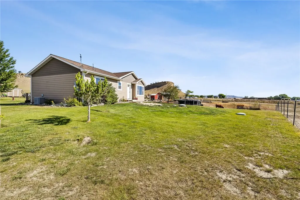 5 Square Butte Lane Park City MT 59063