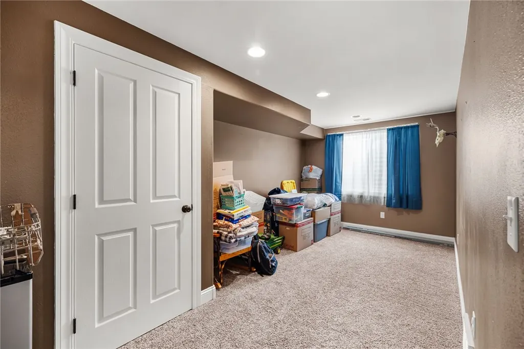 5 Square Butte Lane Park City MT 59063