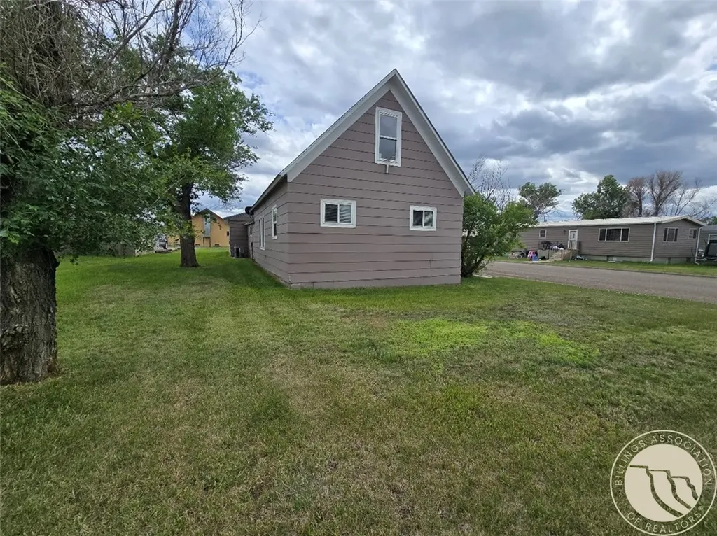 302 S 8th Street E Baker MT 59313