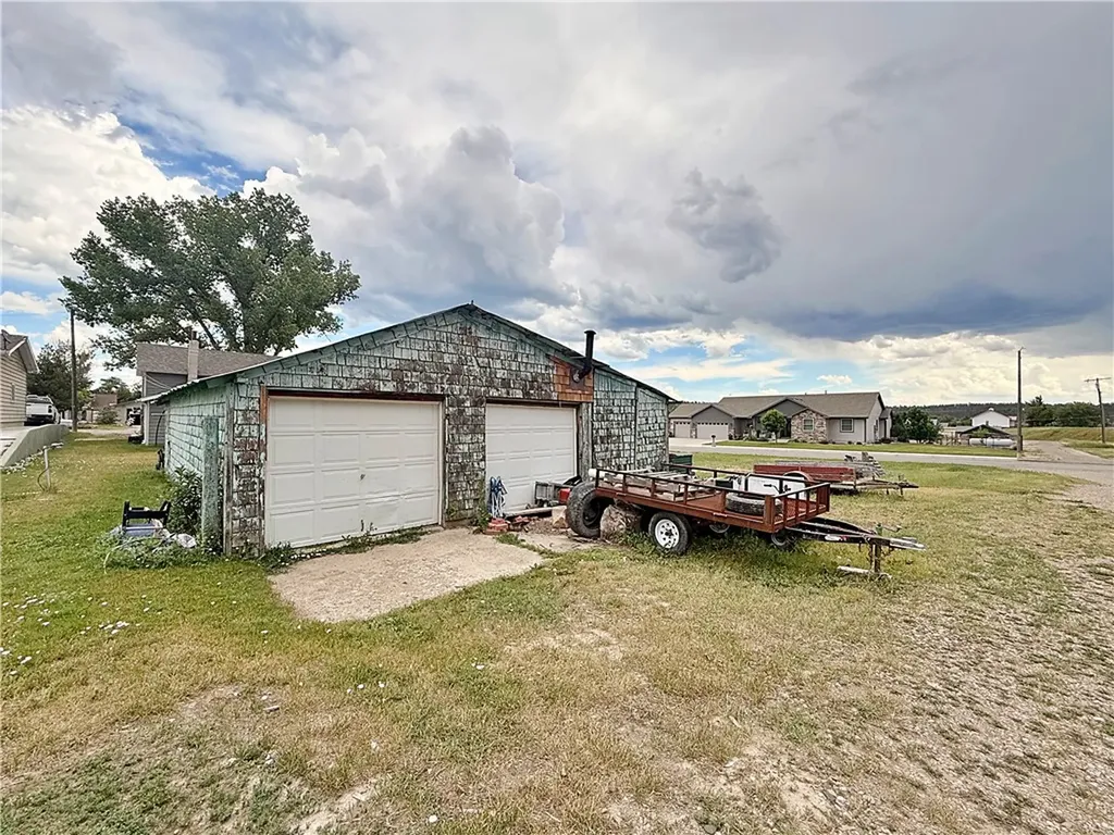 807 4th Street W Roundup MT 59072