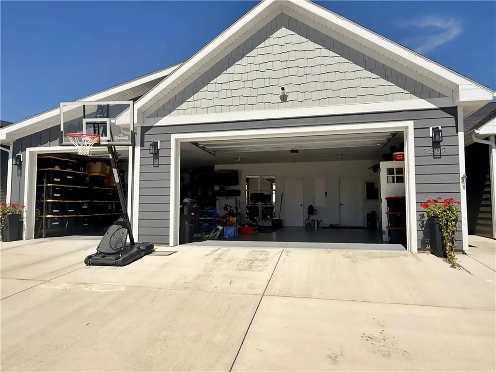 2202 Greenbriar Road Billings MT 59105