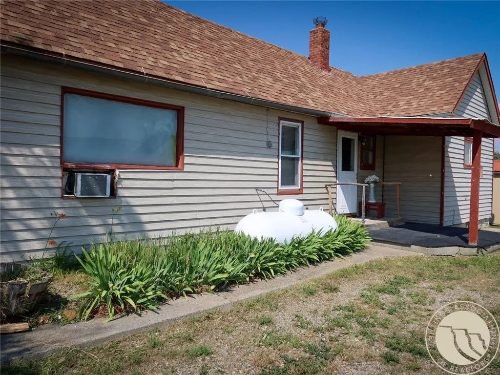 418 2nd Avenue W Melstone MT 59054
