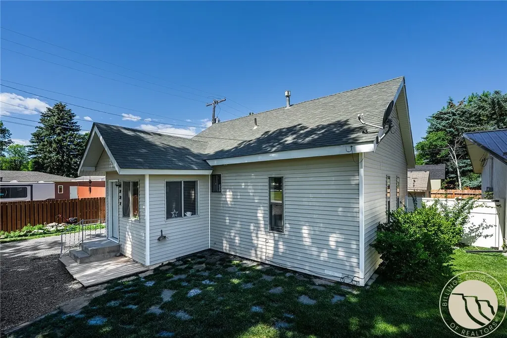 331 & 333 N. Quarry Street Columbus MT 59019